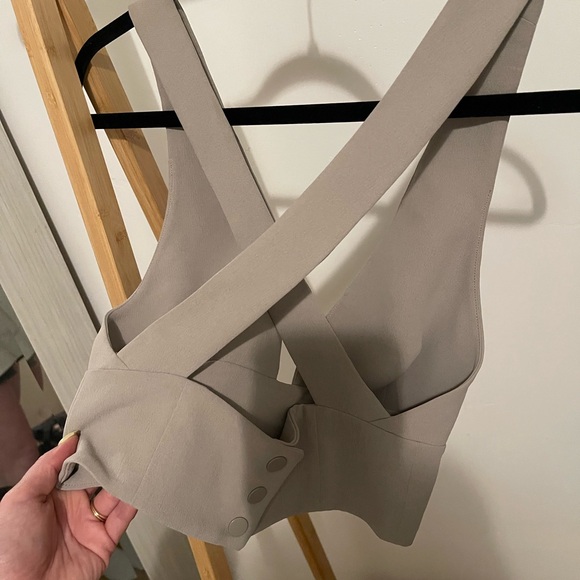 Elegant Beige Women's Top - Picture 2 of 2